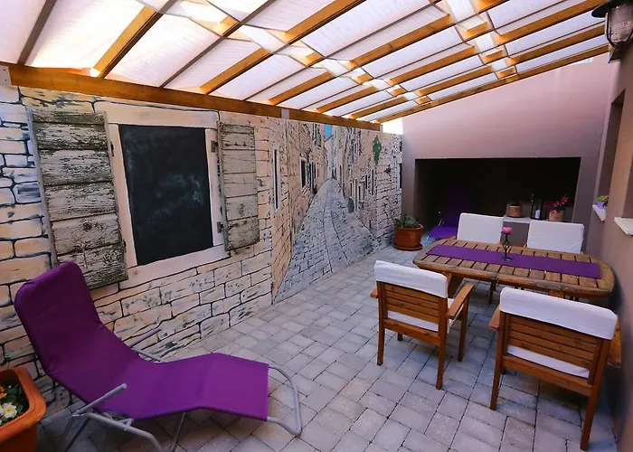 Sfinga アパート ザダル